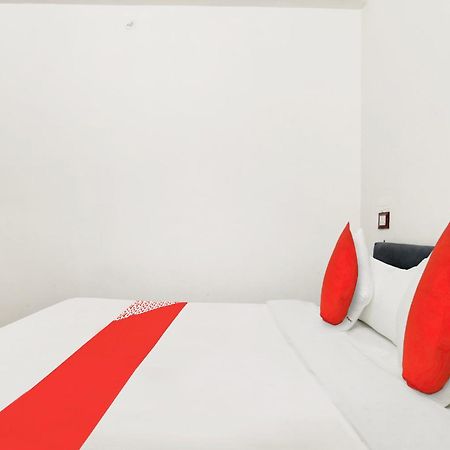 Oyo Flagship Hotel Shree United إندور المظهر الخارجي الصورة