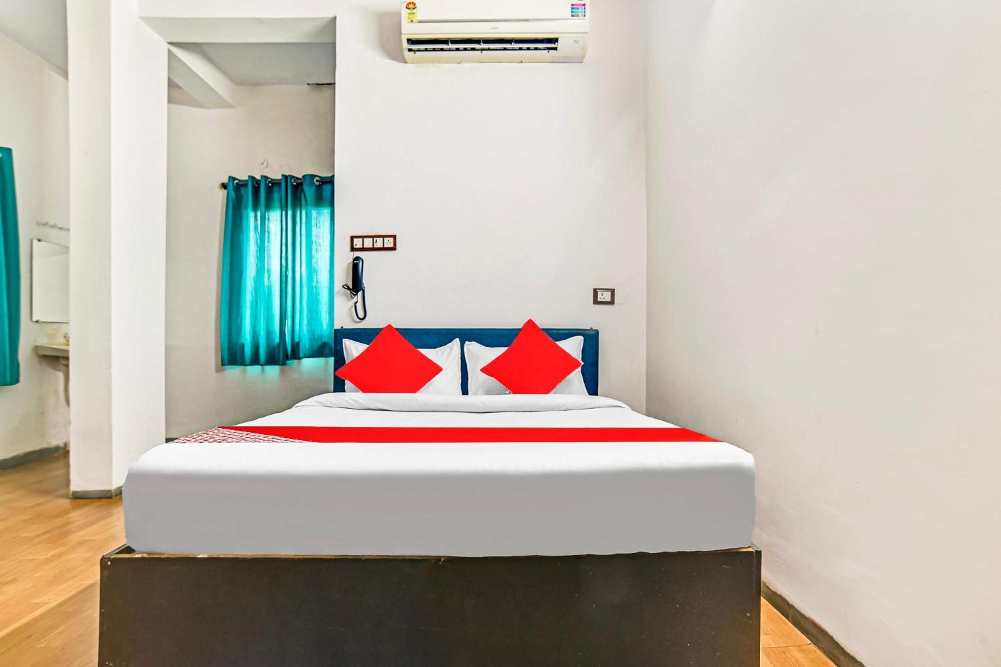 Oyo Flagship Hotel Shree United إندور المظهر الخارجي الصورة